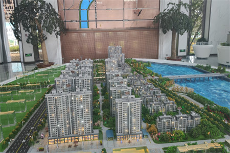 龙都电力九小区3室2厅2卫108万173m2出售